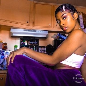 Meet your Posher, Melani